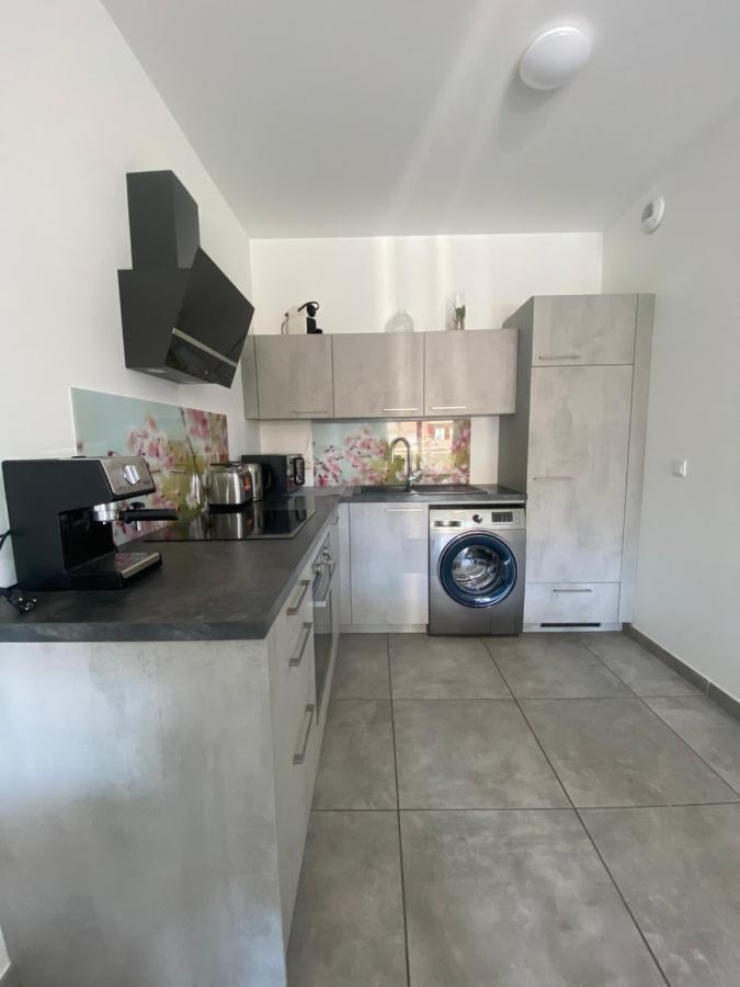 Appartement T2 De Standing Avec Parking A 250 Metres De La Plage, Route Des Sanguinaires, Ajaccio Аяччо Экстерьер фото